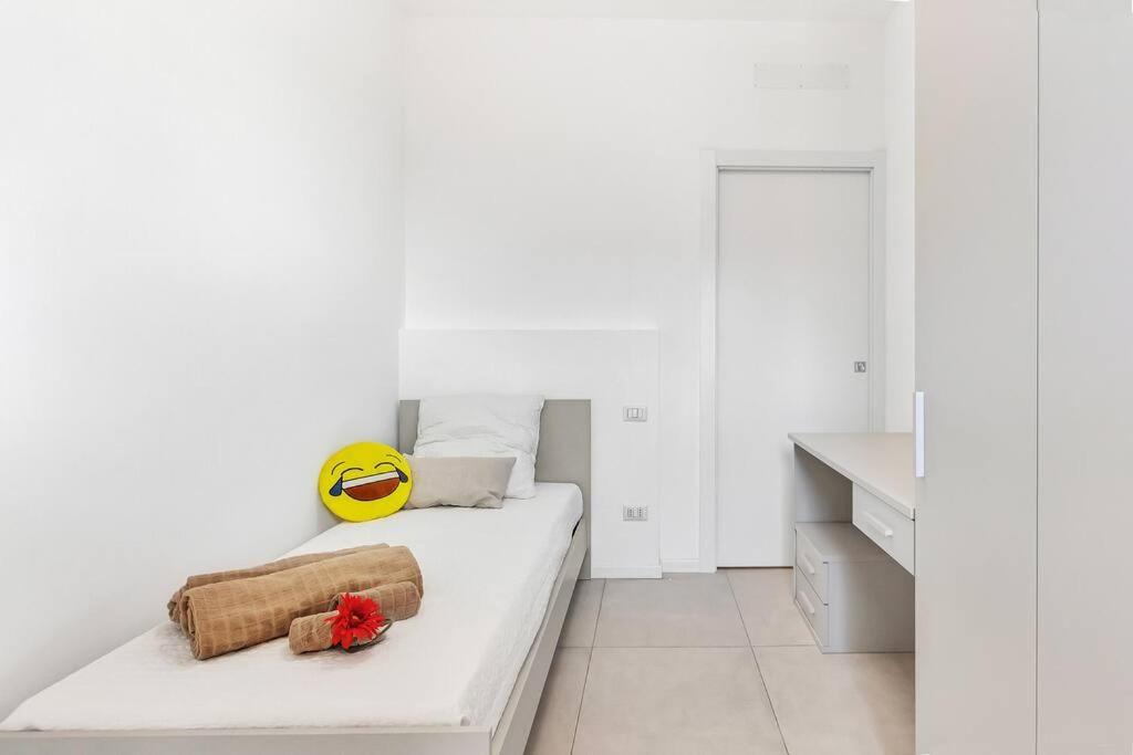 Apartamento Alessia'S Flat - Caroli Milán Exterior foto